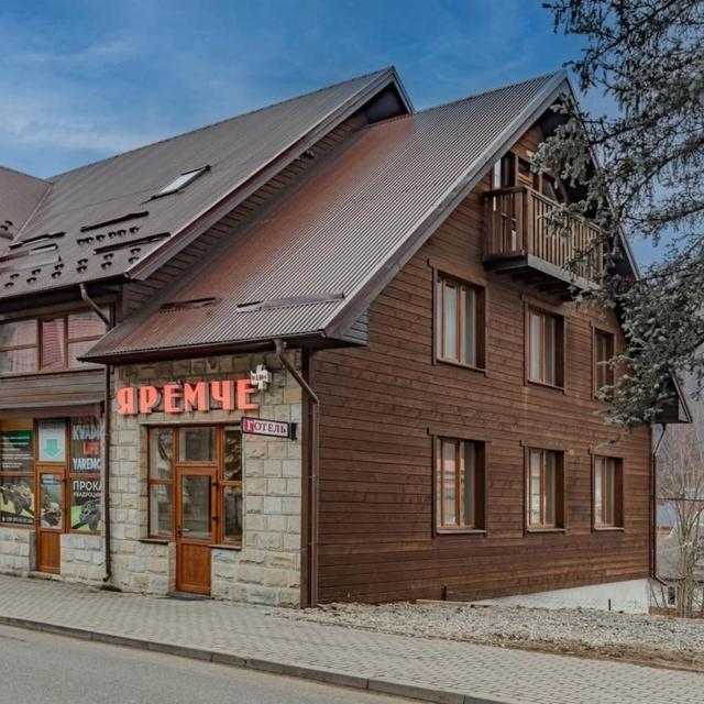 Готель Яремче Плюс Exterior foto